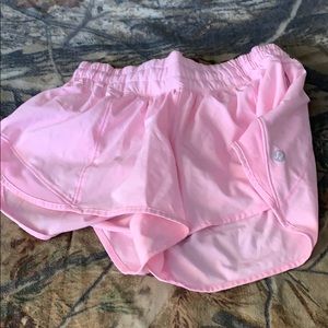 Size 4 lulu shorts